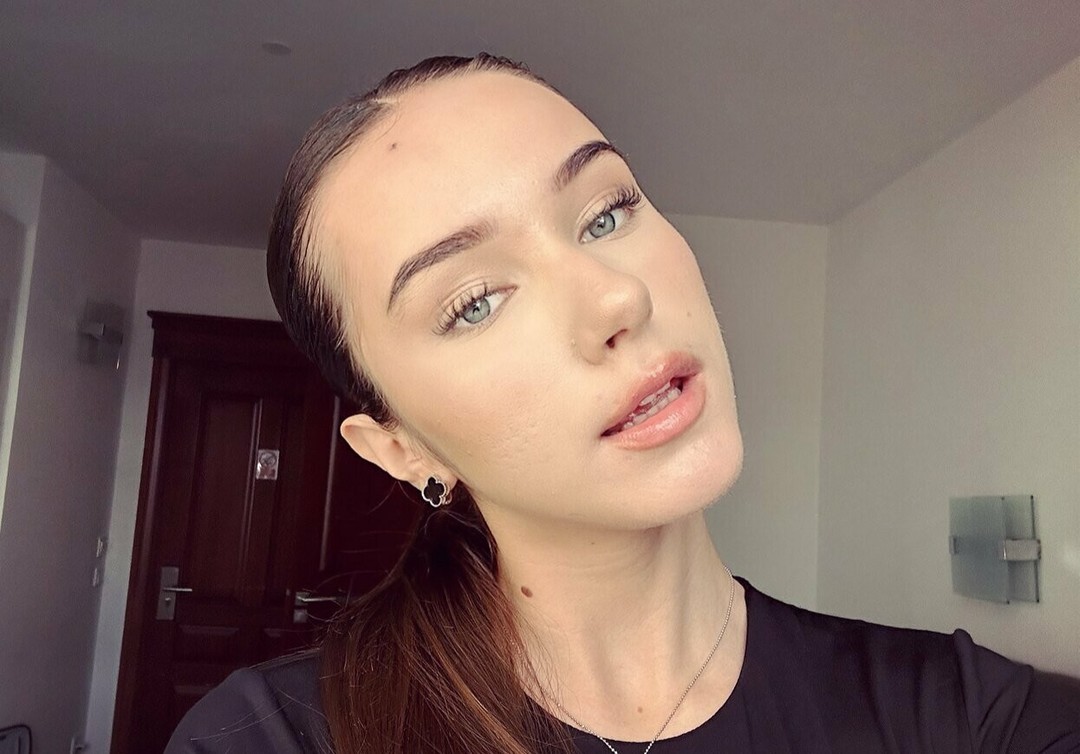 Foto desnuda filtrada de OnlyFans de Alisagreyvip #13 Foto desnuda filtrada de OnlyFans de Alisagreyvip #13