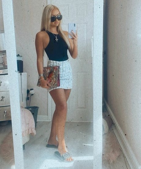 Lily Mcalpine