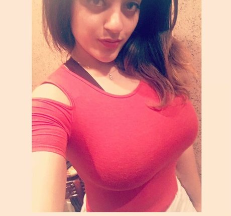 Foto desnuda filtrada de OnlyFans de Maria Sharrad