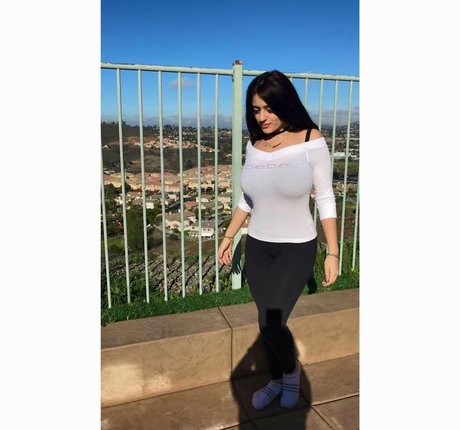 Foto desnuda filtrada de OnlyFans de Maria Sharrad