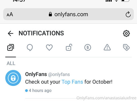 Foto desnuda filtrada de OnlyFans de Anastasialux2