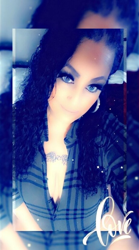 Foto desnuda filtrada de OnlyFans de Missoutlawakaladyk