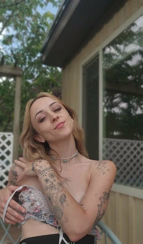 Lilsweetpeamarie