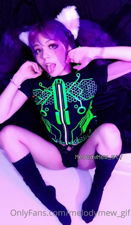 Melodymew_gif