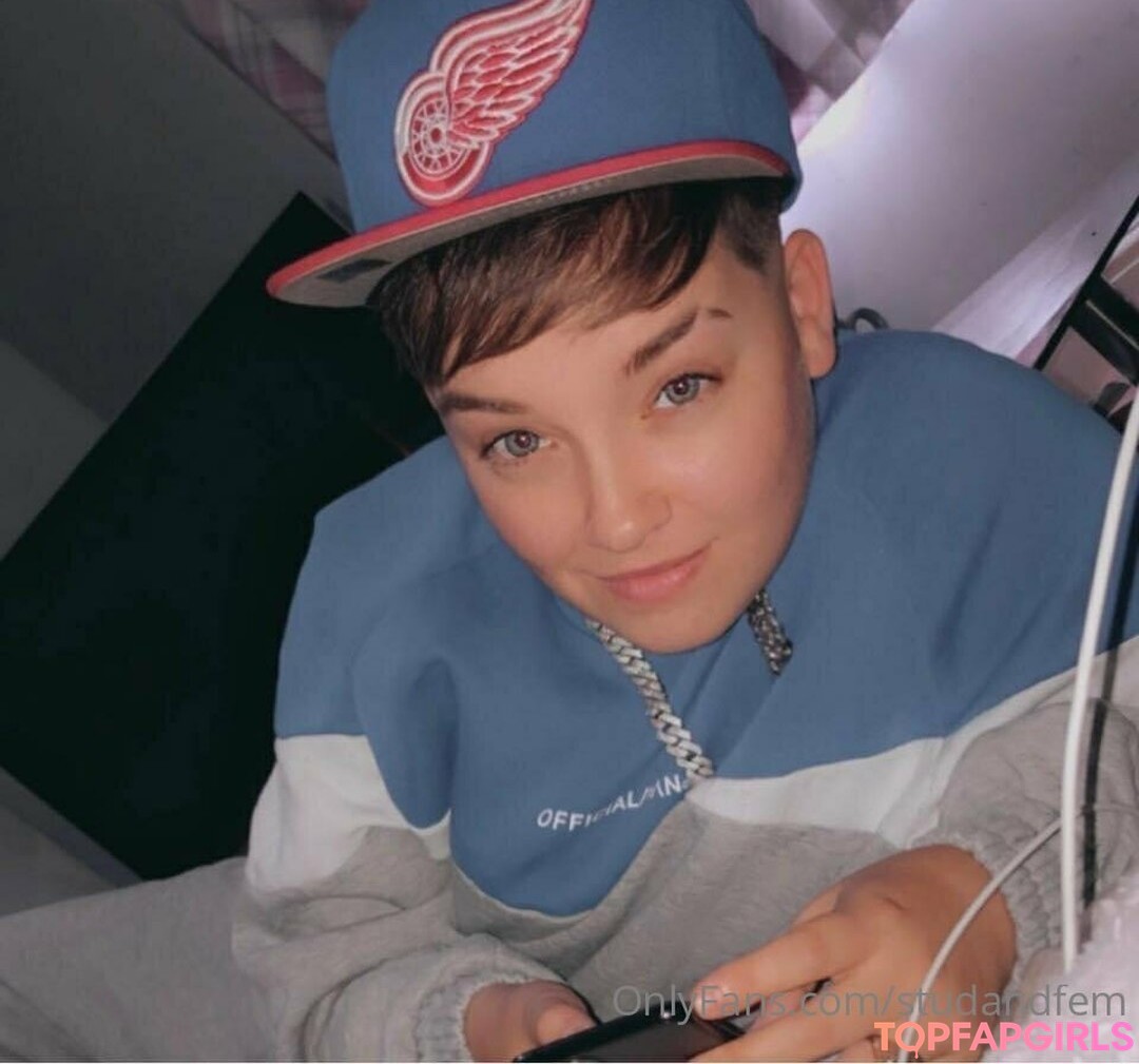 Foto desnuda filtrada de OnlyFans de Reallesbiansx #19 Foto desnuda filtrada de OnlyFans de Reallesbiansx #19