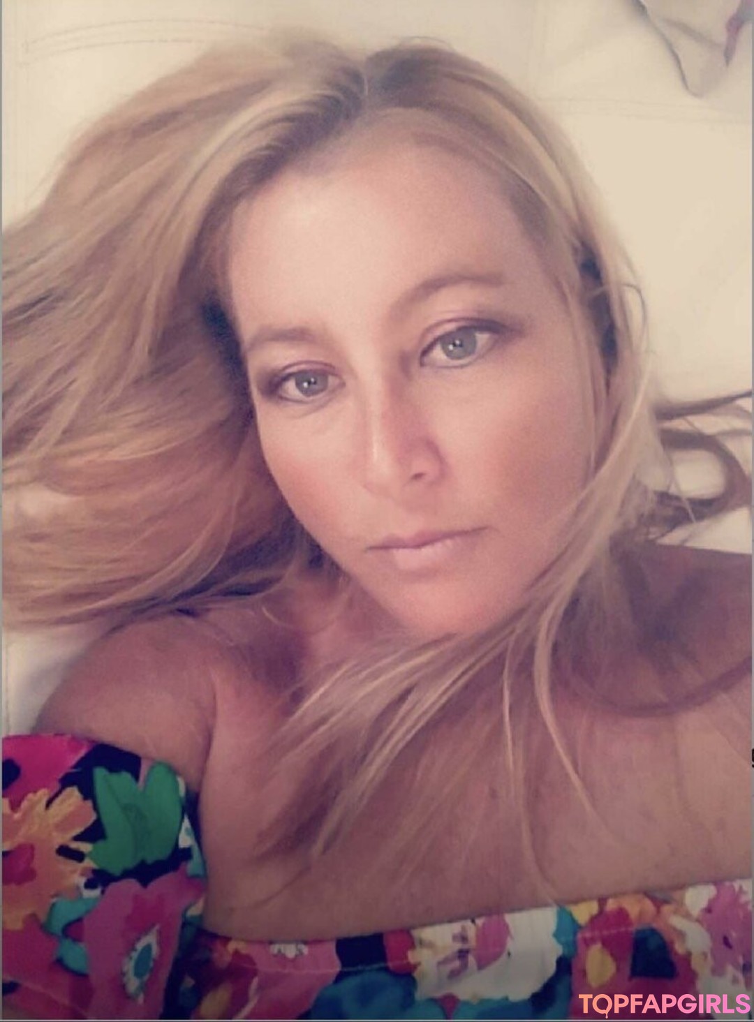 Foto desnuda filtrada de OnlyFans de Hotwife Unicorn #93 Foto desnuda filtrada de OnlyFans de Hotwife Unicorn #93