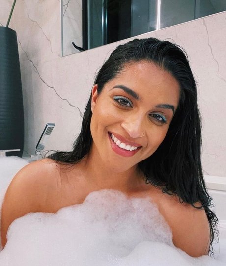 Foto desnuda filtrada de OnlyFans de Lilly Singh