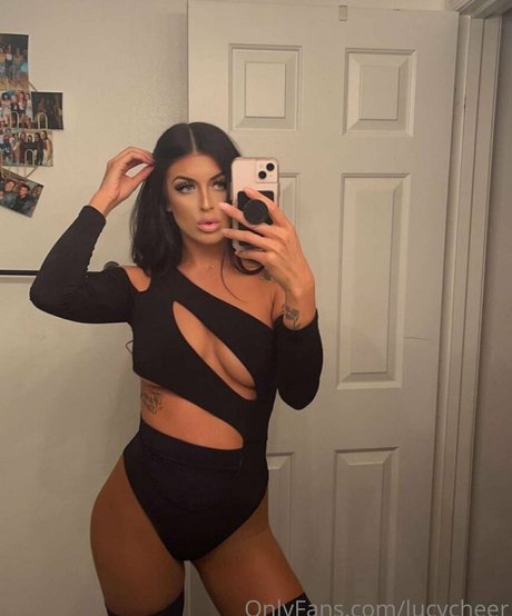 Foto desnuda filtrada de OnlyFans de Lucymomma