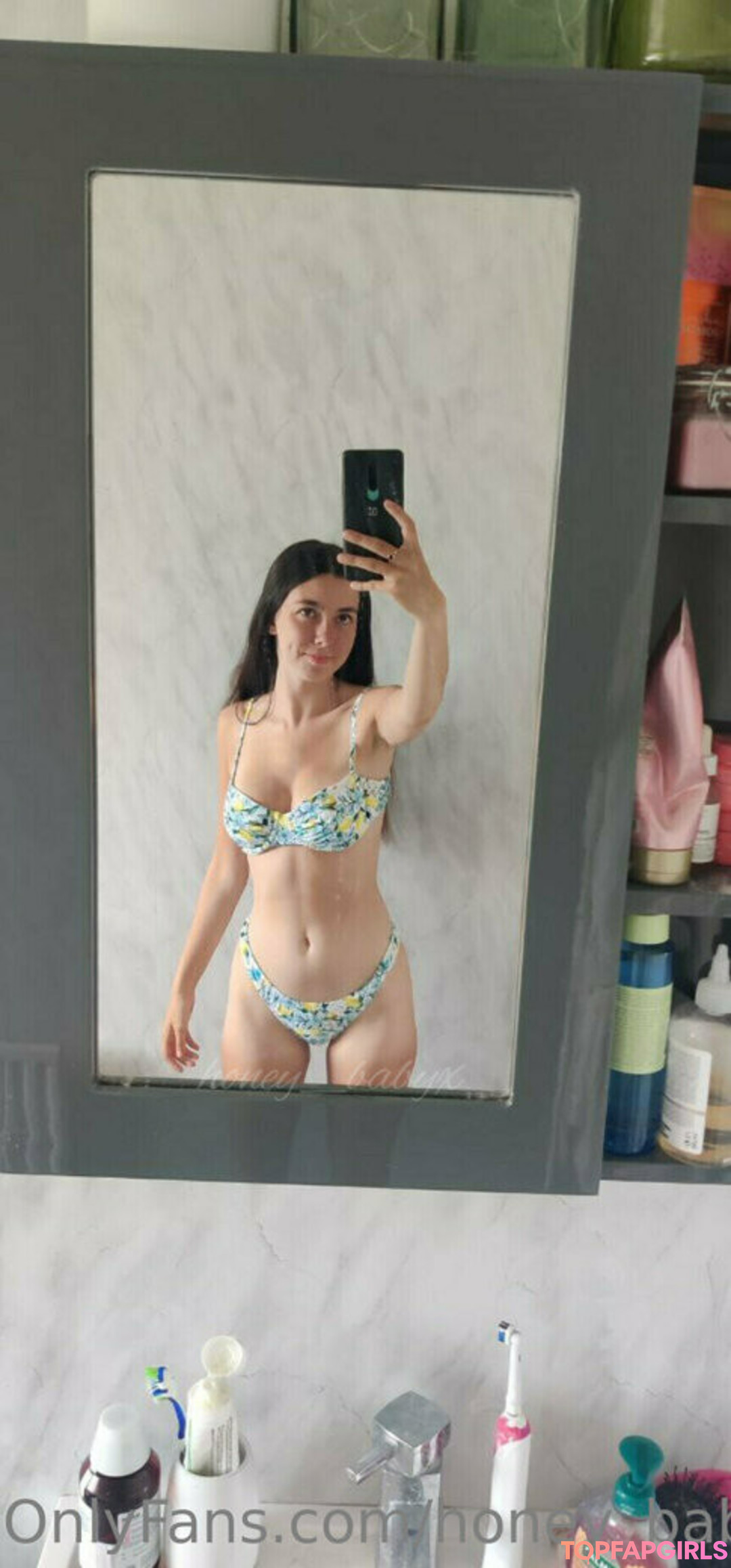Foto desnuda filtrada de OnlyFans de Honeybabyx #527 Foto desnuda filtrada de OnlyFans de Honeybabyx #527
