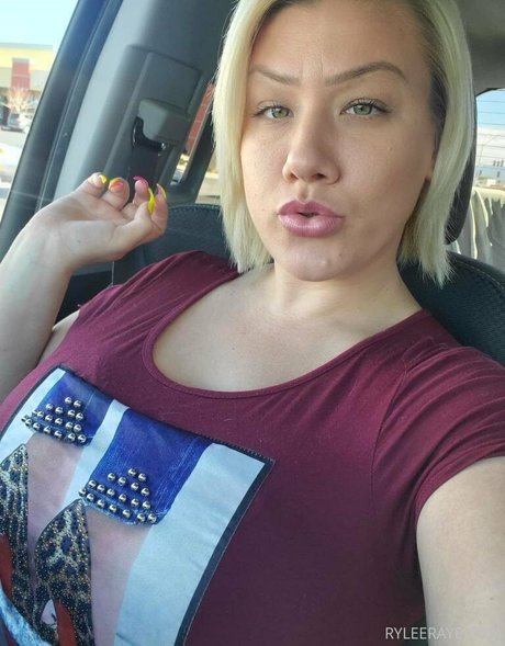 Foto desnuda filtrada de OnlyFans de Ryleerabbit