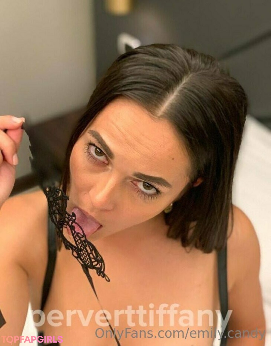 Foto desnuda filtrada de OnlyFans de Emilycandy #38 Foto desnuda filtrada de OnlyFans de Emilycandy #38