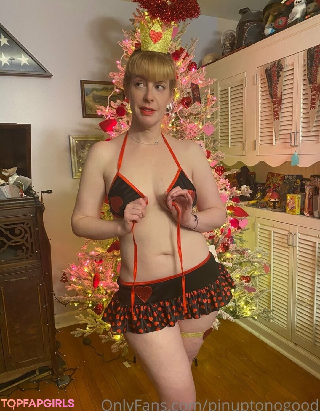 Foto desnuda filtrada de OnlyFans de Pinuptonogood #75 Foto desnuda filtrada de OnlyFans de Pinuptonogood #75