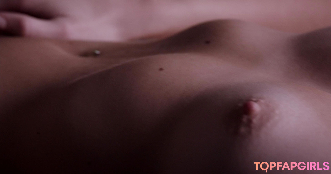 Foto desnuda filtrada de OnlyFans de Lili Simmons #53 Foto desnuda filtrada de OnlyFans de Lili Simmons #53