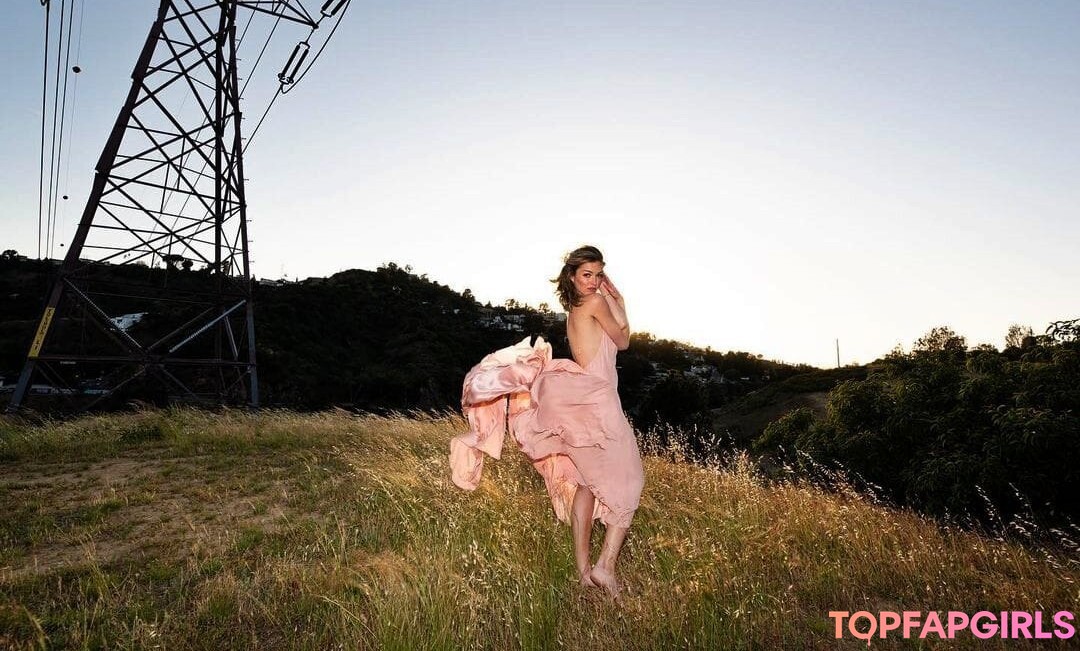 Foto desnuda filtrada de OnlyFans de Lili Simmons #74 Foto desnuda filtrada de OnlyFans de Lili Simmons #74