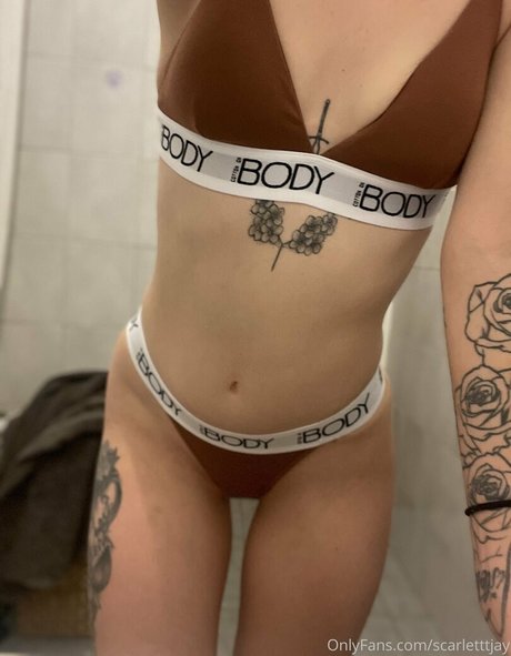 Scarletttjay