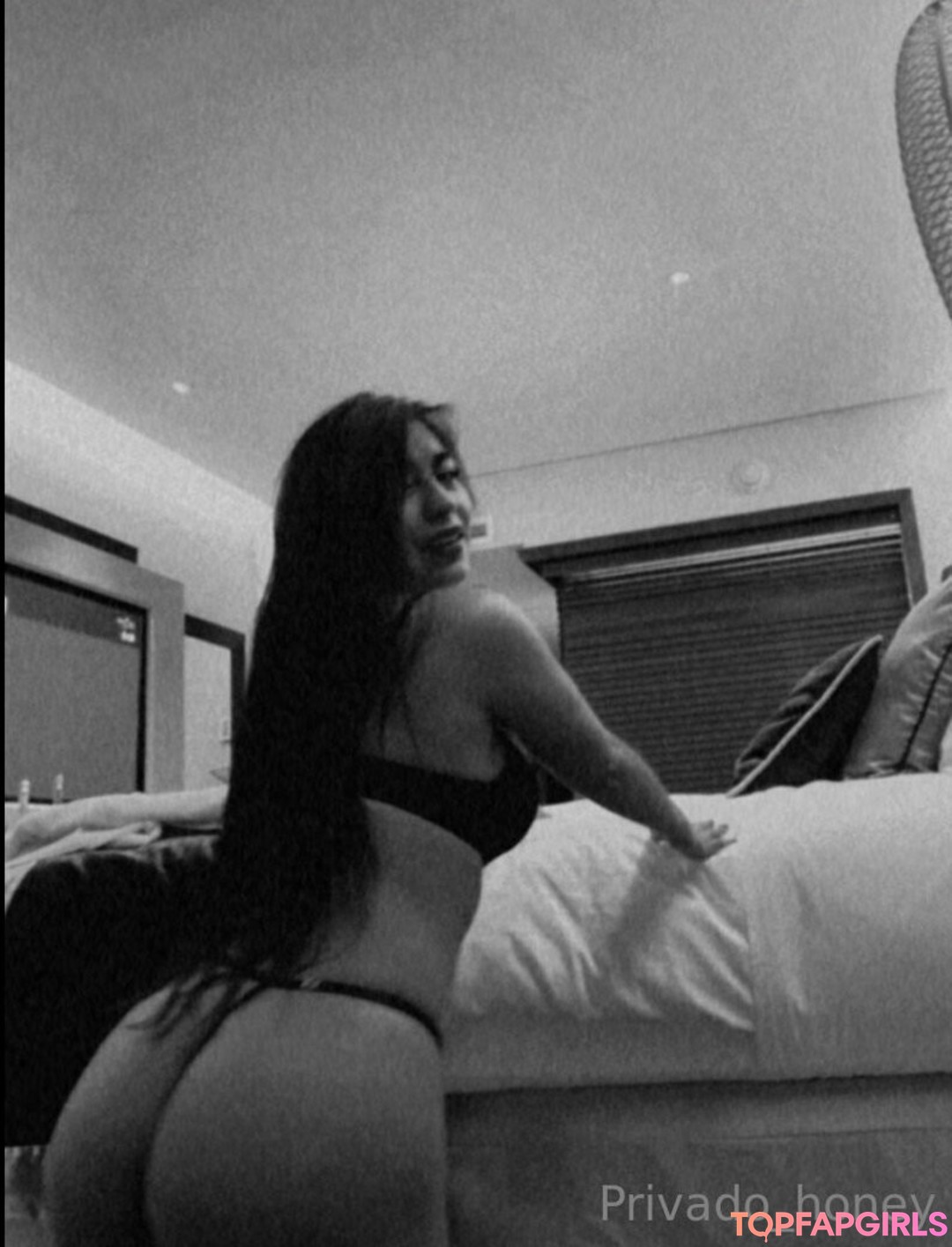 Foto desnuda filtrada de OnlyFans de Privadohoney #63 Foto desnuda filtrada de OnlyFans de Privadohoney #63