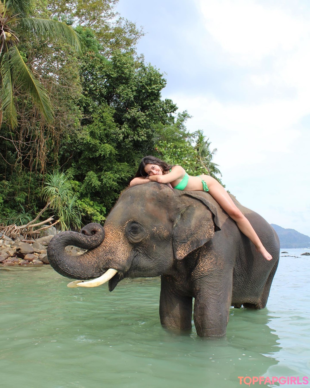 Foto desnuda filtrada de OnlyFans de Tatiana Schwartz #183 Foto desnuda filtrada de OnlyFans de Tatiana Schwartz #183