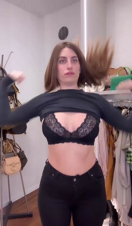 Foto desnuda filtrada de OnlyFans de Dana Zarmon