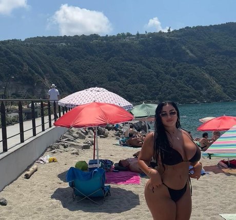 Foto desnuda filtrada de OnlyFans de Maria Luisa