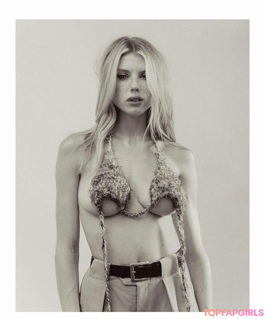 Foto desnuda filtrada de OnlyFans de Charlotte Mckinney #272 Foto desnuda filtrada de OnlyFans de Charlotte Mckinney #272