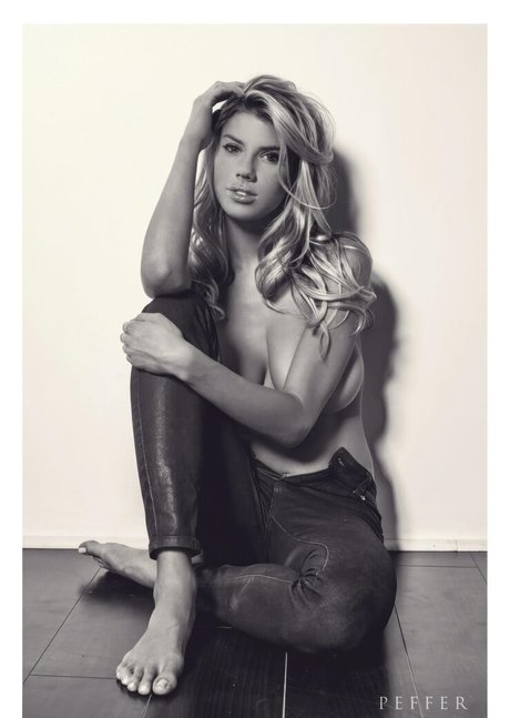 Charlotte McKinney