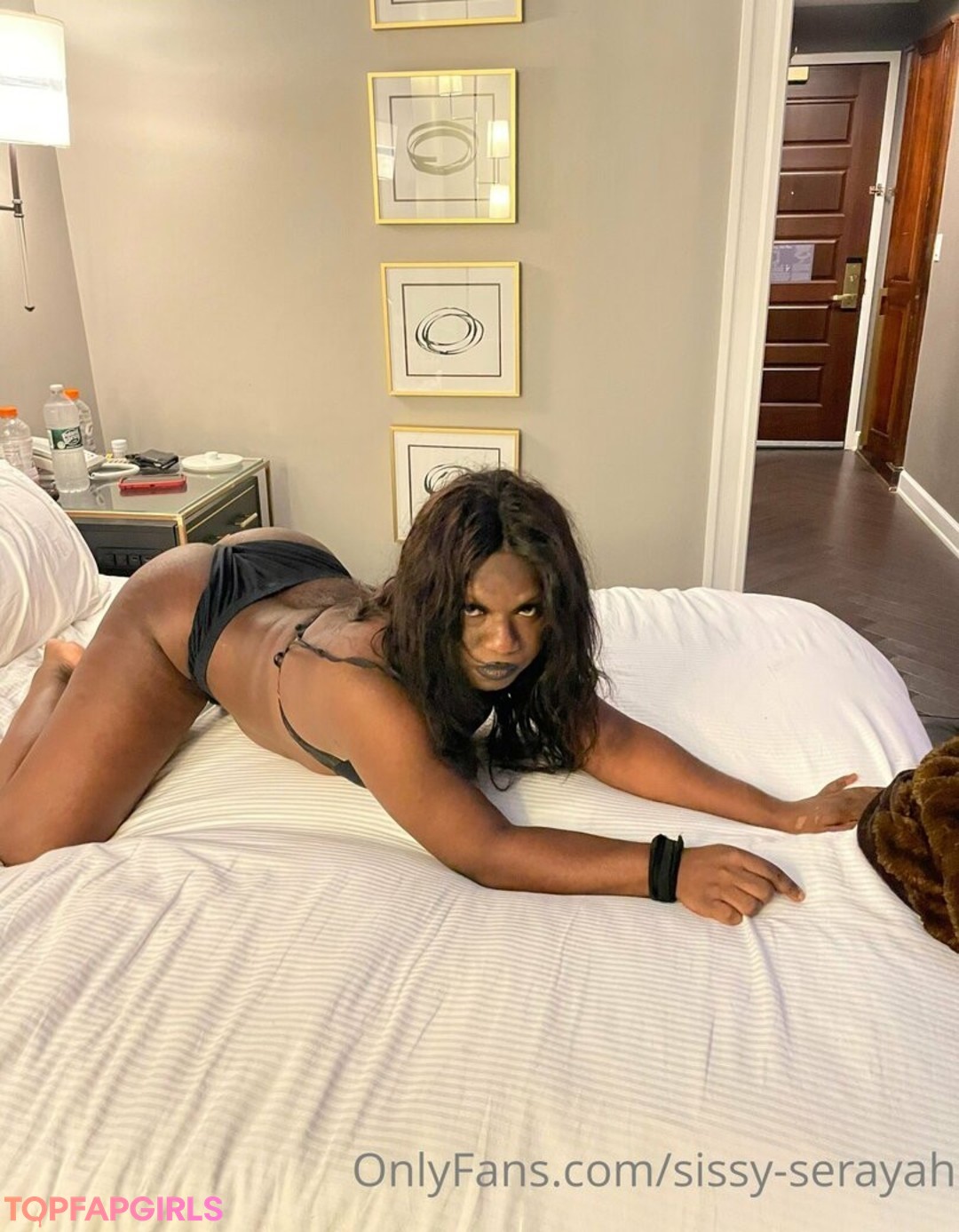 Foto desnuda filtrada de OnlyFans de Sissyserayah #2 Foto desnuda filtrada de OnlyFans de Sissyserayah #2