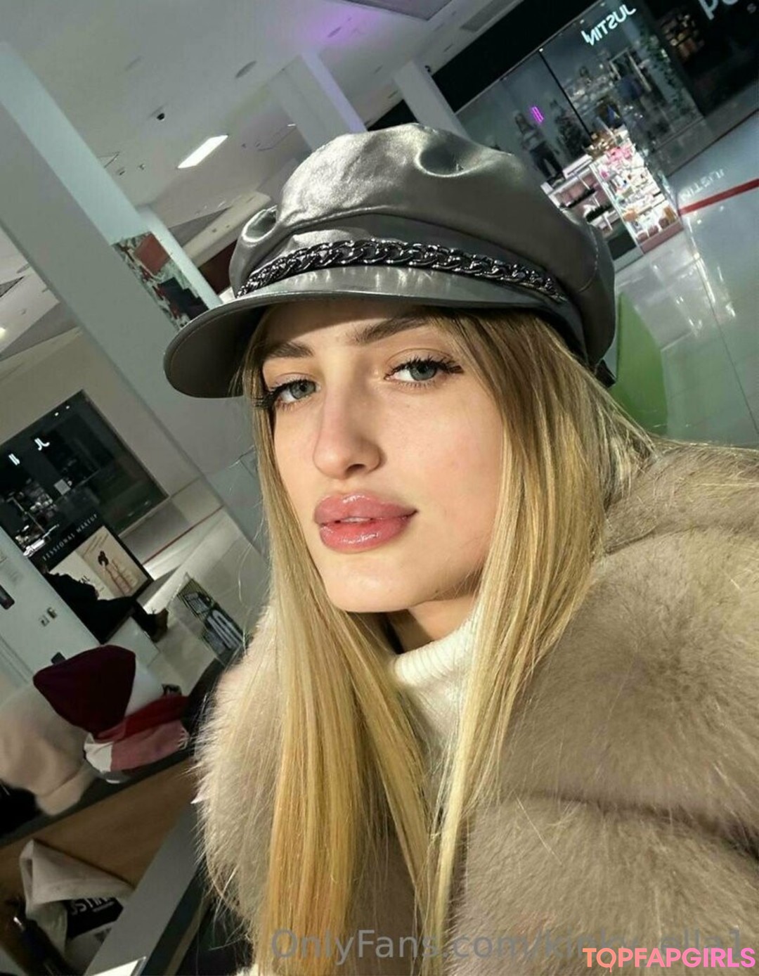 Foto desnuda filtrada de OnlyFans de Kinkyella1 #13 Foto desnuda filtrada de OnlyFans de Kinkyella1 #13