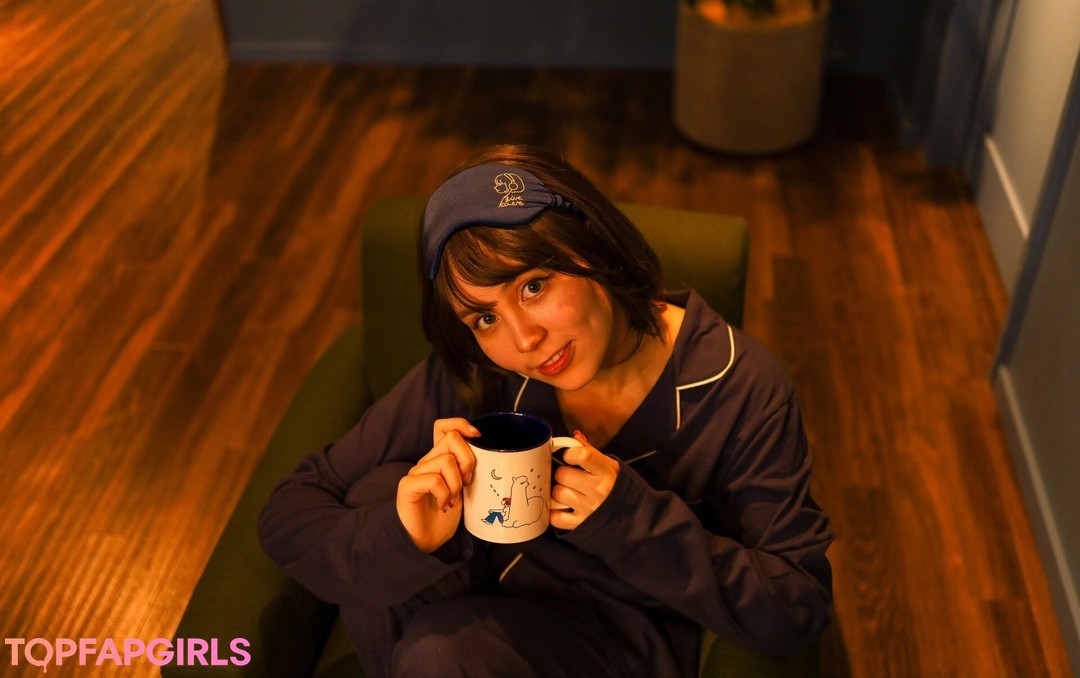 Foto desnuda filtrada de OnlyFans de Asmr Bluekatie #49 Foto desnuda filtrada de OnlyFans de Asmr Bluekatie #49