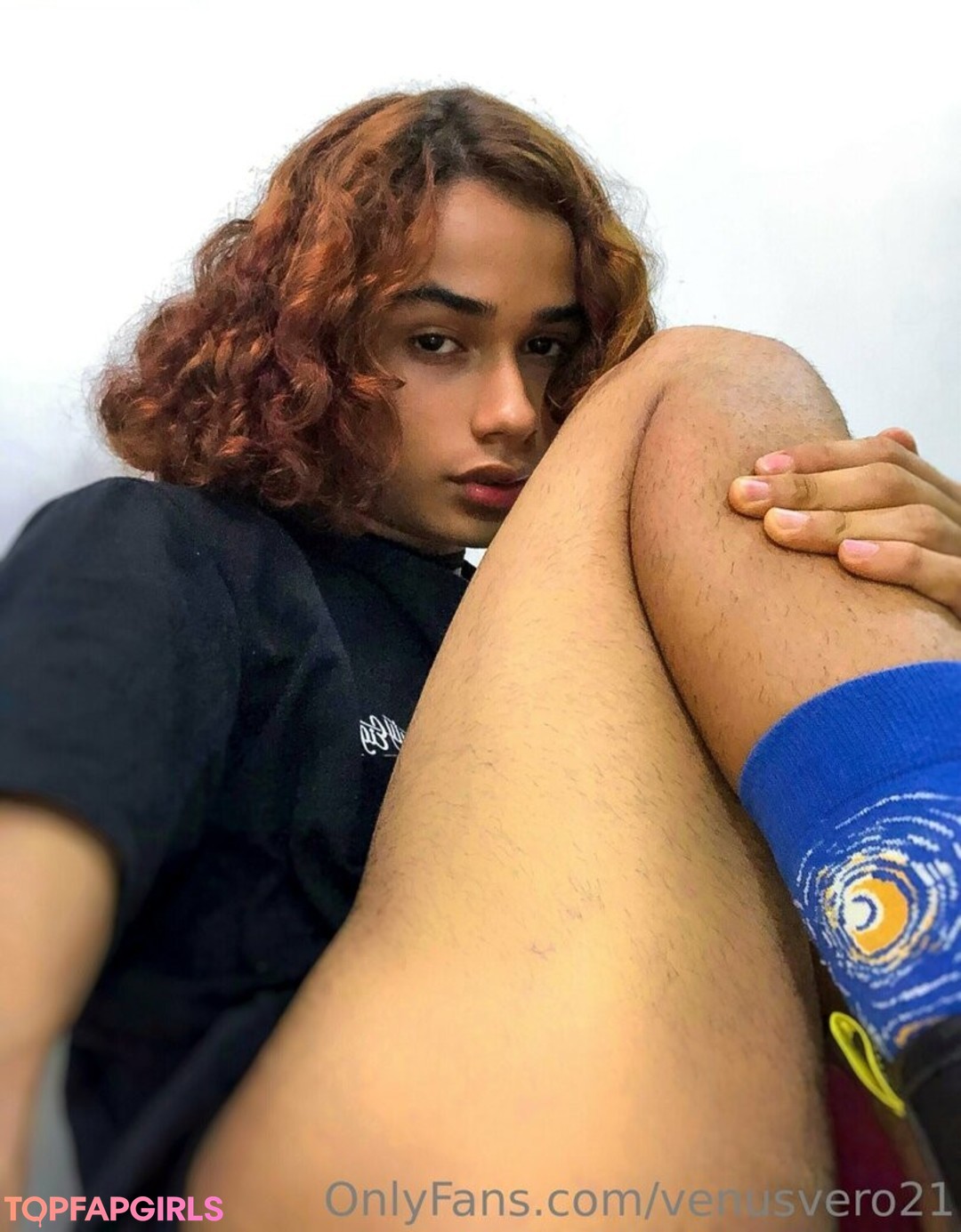 Foto desnuda filtrada de OnlyFans de Venusvero21 #17 Foto desnuda filtrada de OnlyFans de Venusvero21 #17