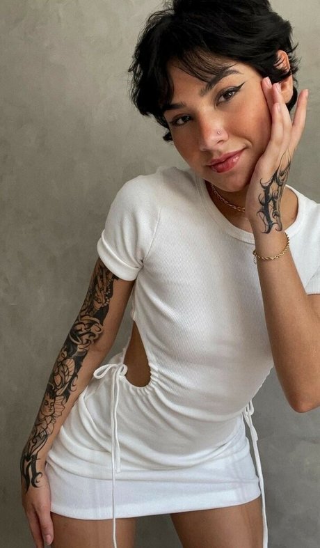 Foto desnuda filtrada de OnlyFans de Isis Rodrigues