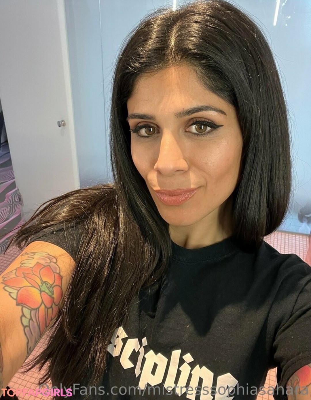 Foto desnuda filtrada de OnlyFans de Mistresssophiasahara #127 Foto desnuda filtrada de OnlyFans de Mistresssophiasahara #127