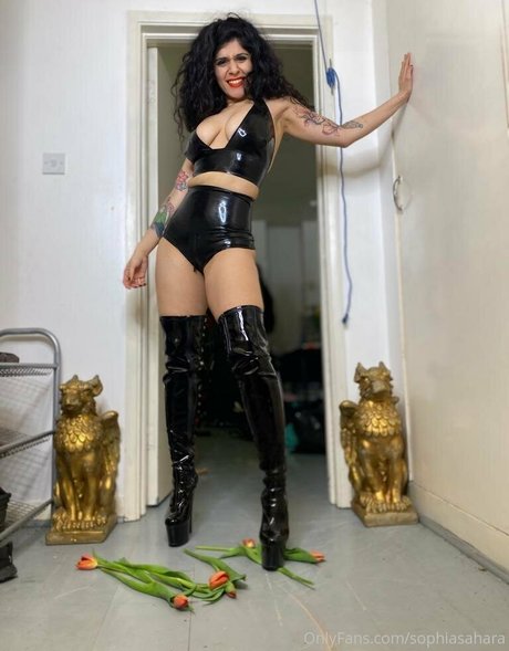 Foto desnuda filtrada de OnlyFans de Mistresssophiasahara