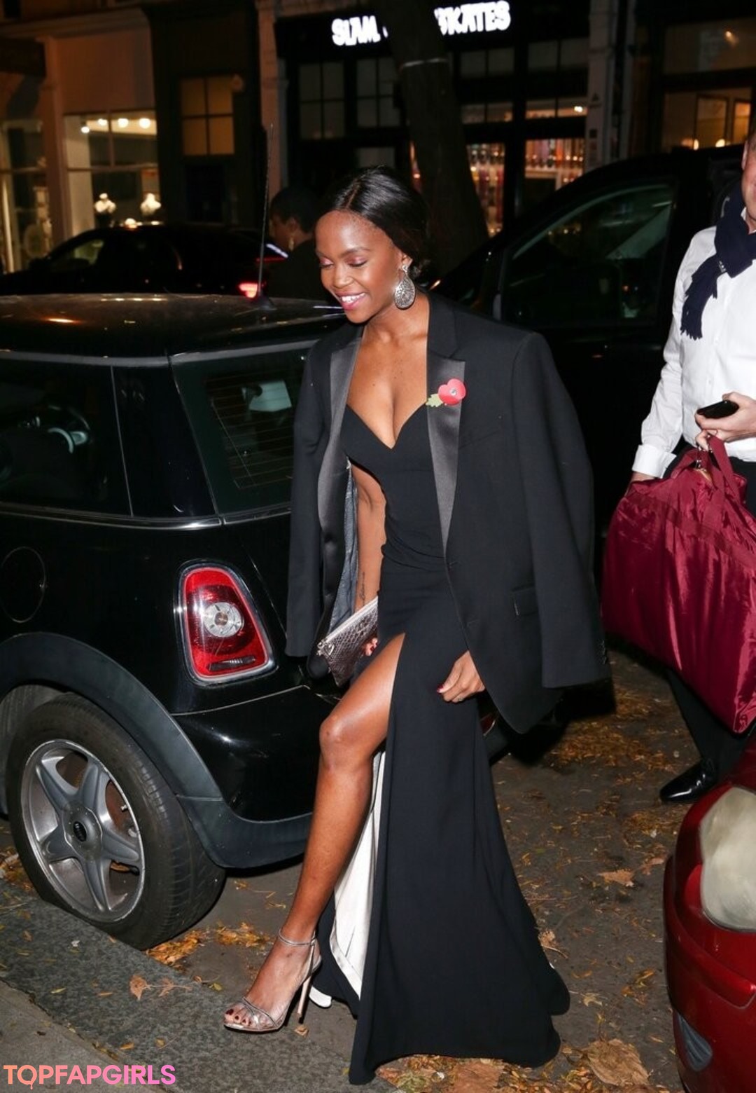 Foto desnuda filtrada de OnlyFans de Oti Mabuse #114 Foto desnuda filtrada de OnlyFans de Oti Mabuse #114