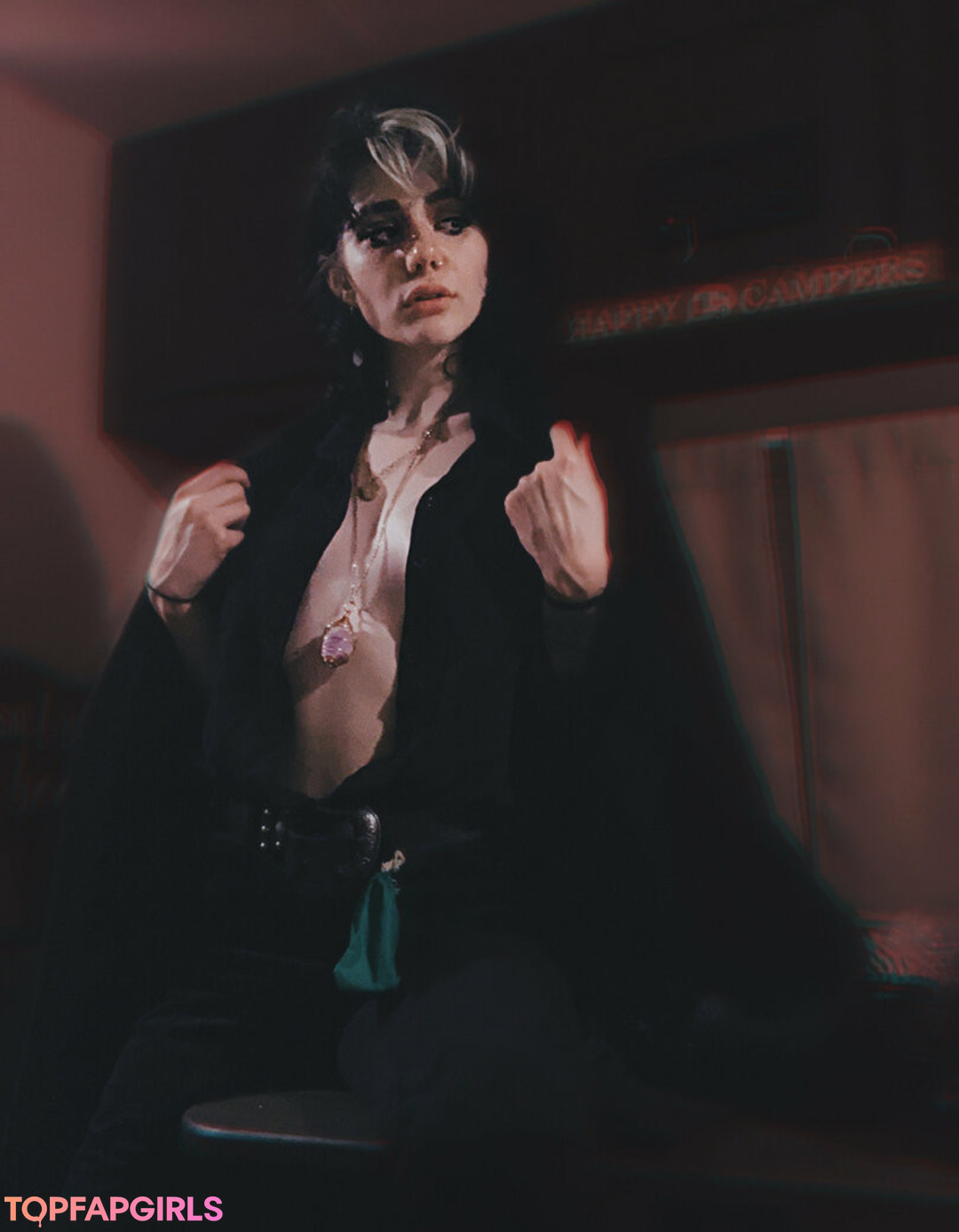 Foto desnuda filtrada de OnlyFans de Erinrileycos #5 Foto desnuda filtrada de OnlyFans de Erinrileycos #5