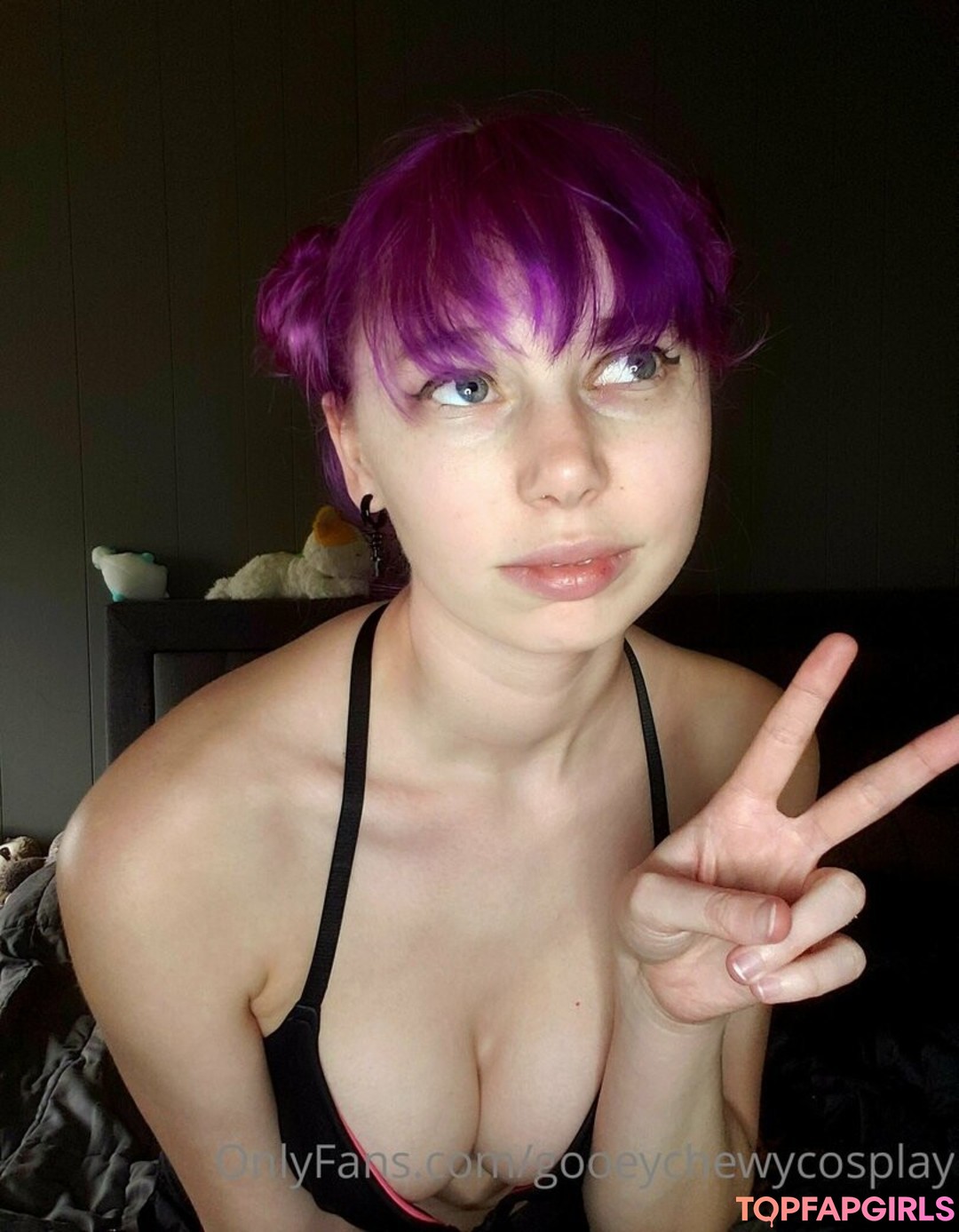 Foto desnuda filtrada de OnlyFans de Gooeychewycosplay #39 Foto desnuda filtrada de OnlyFans de Gooeychewycosplay #39