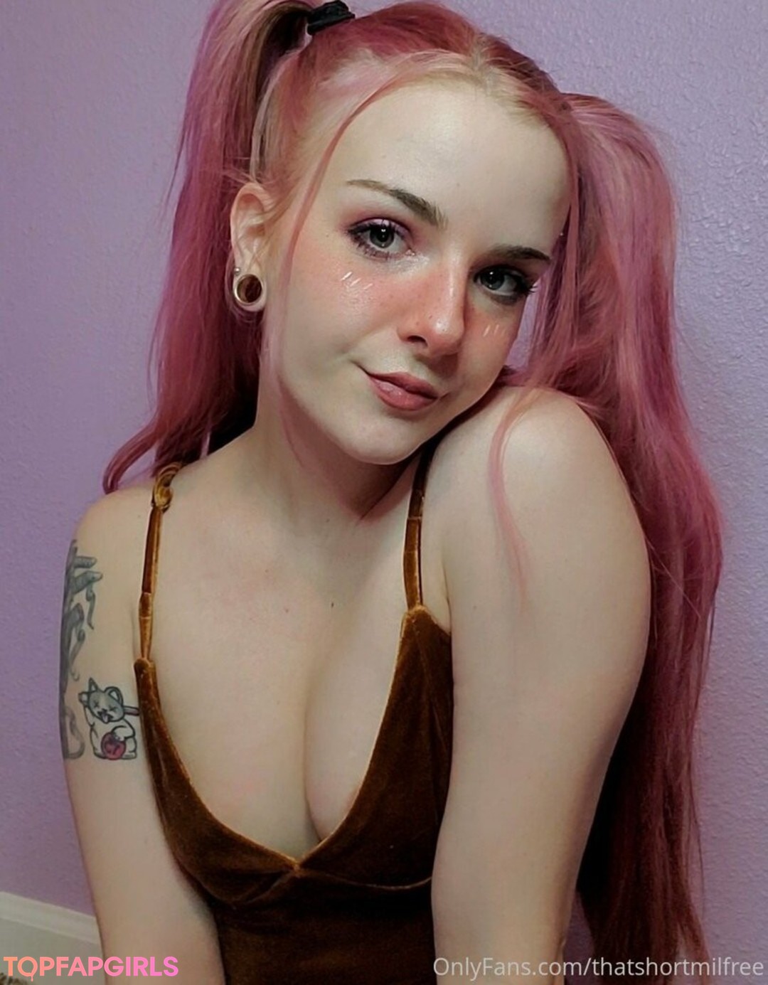 Foto desnuda filtrada de OnlyFans de Lilydarkofree #53 Foto desnuda filtrada de OnlyFans de Lilydarkofree #53