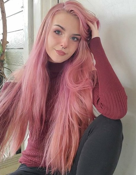 Lilydarkofree