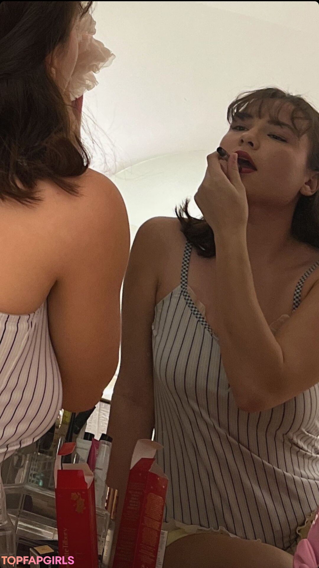 Foto desnuda filtrada de OnlyFans de Ester Dobrik #67 Foto desnuda filtrada de OnlyFans de Ester Dobrik #67