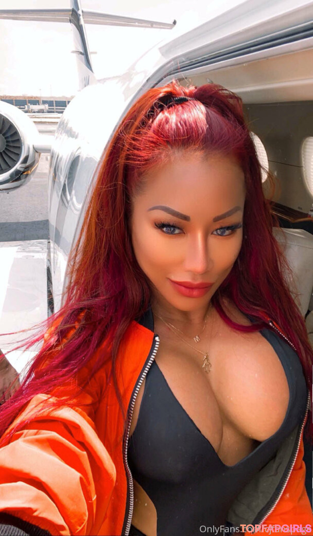 Foto desnuda filtrada de OnlyFans de Cjfanspage #129 Foto desnuda filtrada de OnlyFans de Cjfanspage #129