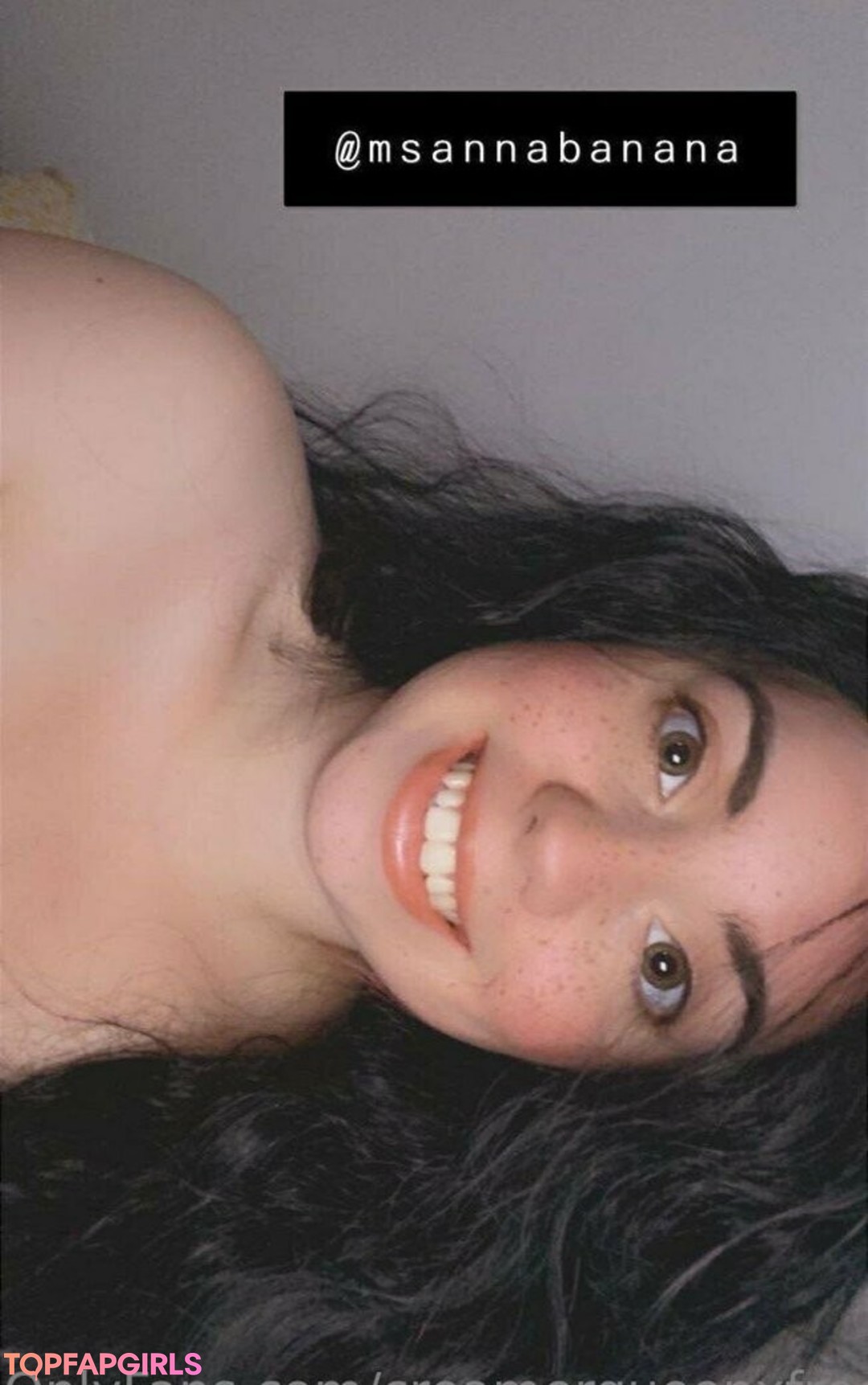 Foto desnuda filtrada de OnlyFans de Creamerqueenxfree #3 Foto desnuda filtrada de OnlyFans de Creamerqueenxfree #3