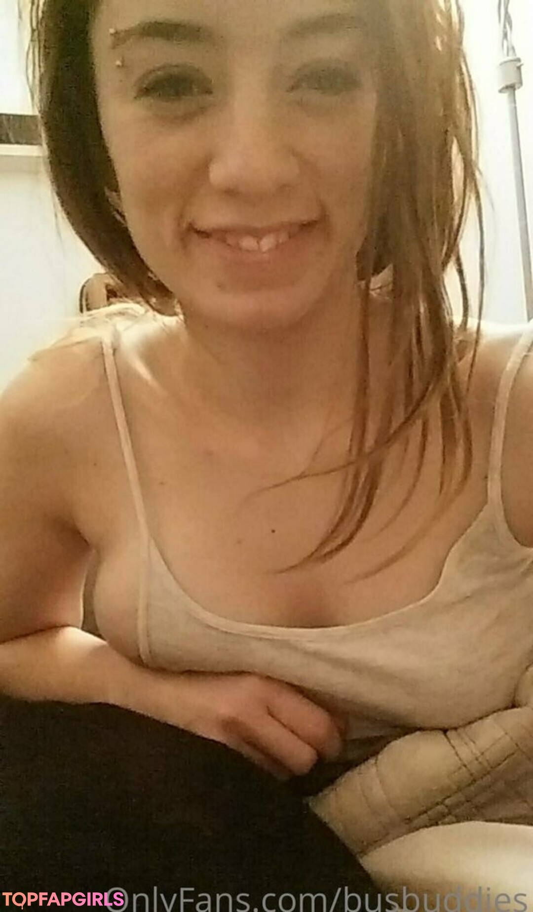 Foto desnuda filtrada de OnlyFans de Busbuddies #4 Foto desnuda filtrada de OnlyFans de Busbuddies #4