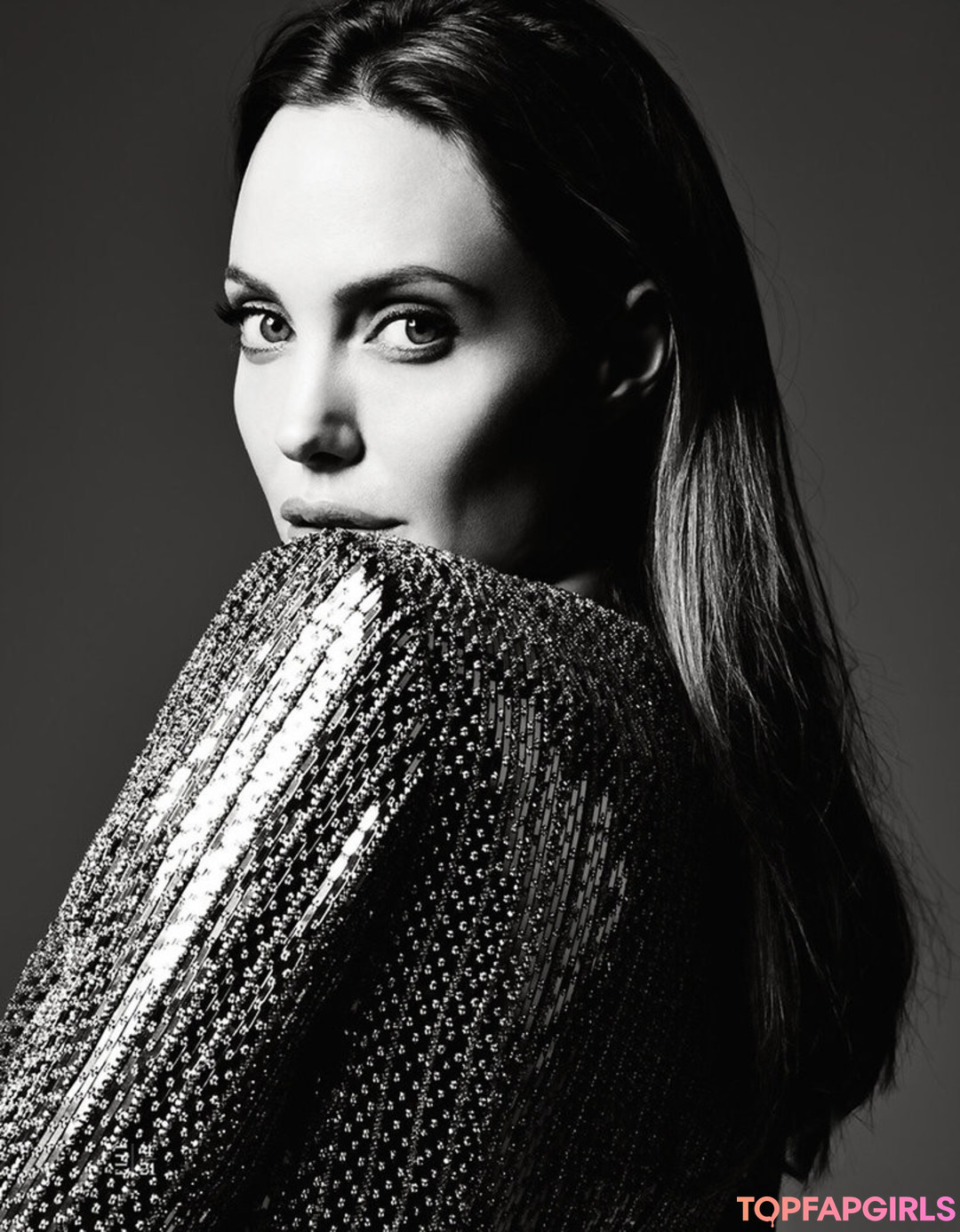 Foto desnuda filtrada de OnlyFans de Angelina Jolie #112 Foto desnuda filtrada de OnlyFans de Angelina Jolie #112