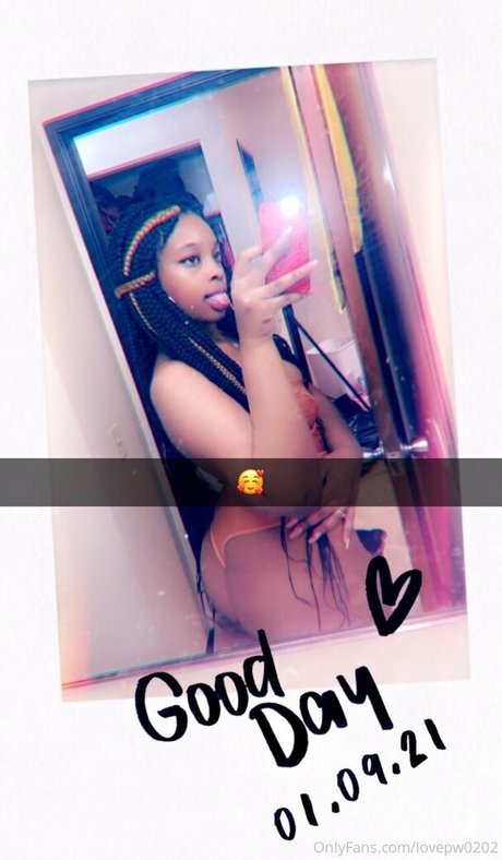 Foto desnuda filtrada de OnlyFans de Lovepw0202