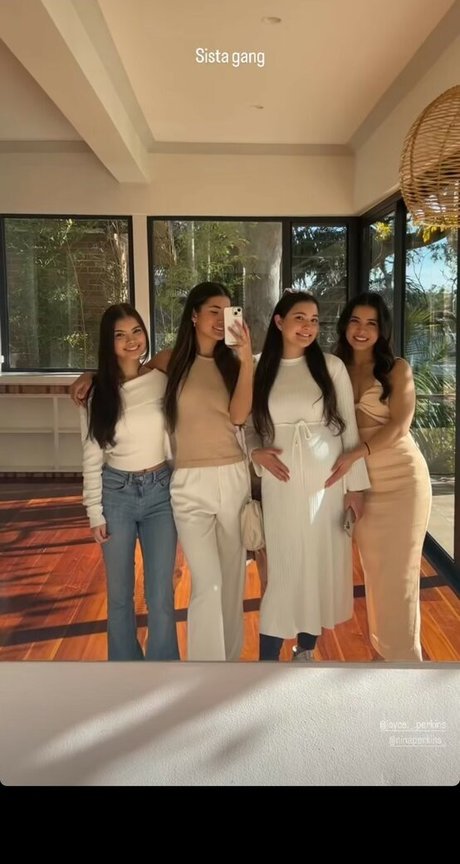 Leah Perkins & Mimi Perkins