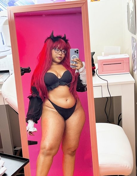 Foto desnuda filtrada de OnlyFans de Ria Parker