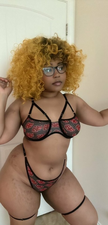 Foto desnuda filtrada de OnlyFans de Ria Parker