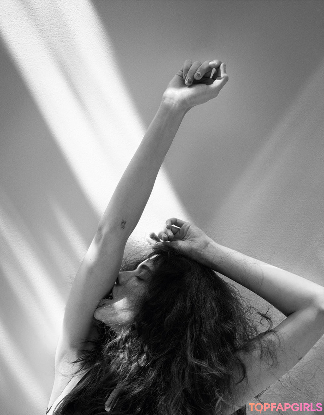 Foto desnuda filtrada de OnlyFans de Margaret Qualley #12 Foto desnuda filtrada de OnlyFans de Margaret Qualley #12