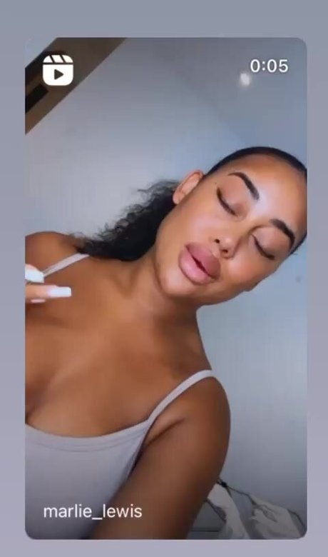 Foto desnuda filtrada de OnlyFans de Marlie Lewis