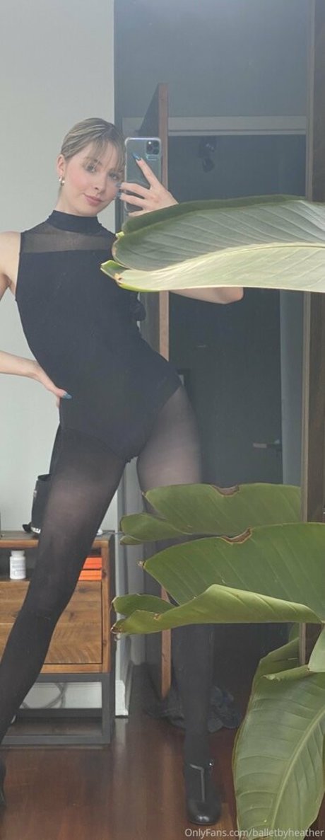 Foto desnuda filtrada de OnlyFans de Balletbyheather