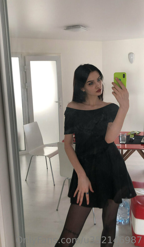 Foto desnuda filtrada de OnlyFans de Eveinwonderland